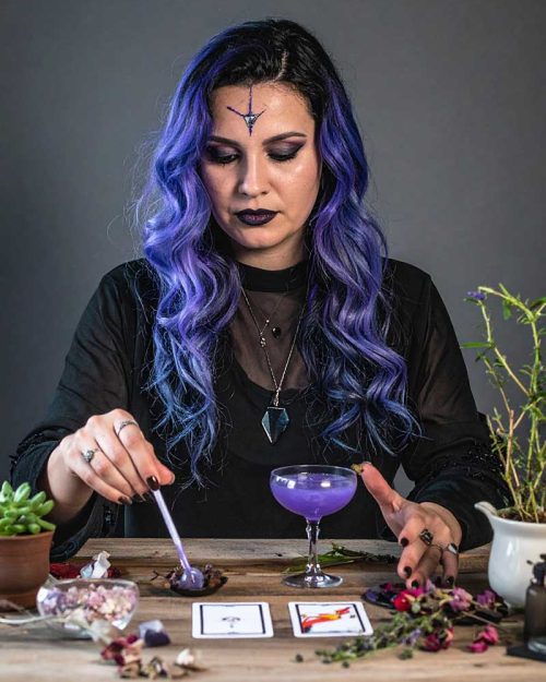 Sculptural & Sonic Escort – Nova Sinclair